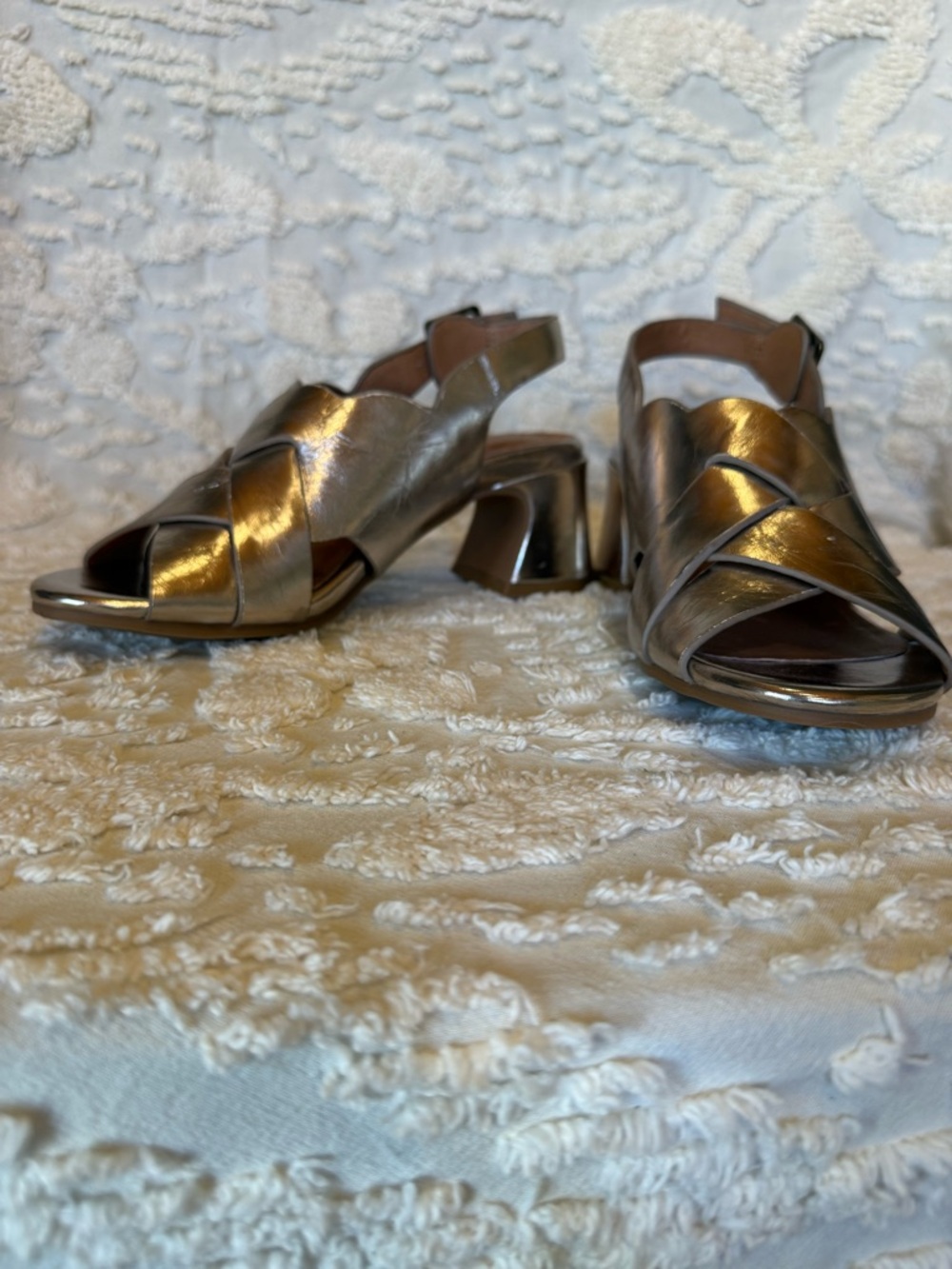 gentle souls Metallic Gold Crossover Slingback Sandals #611